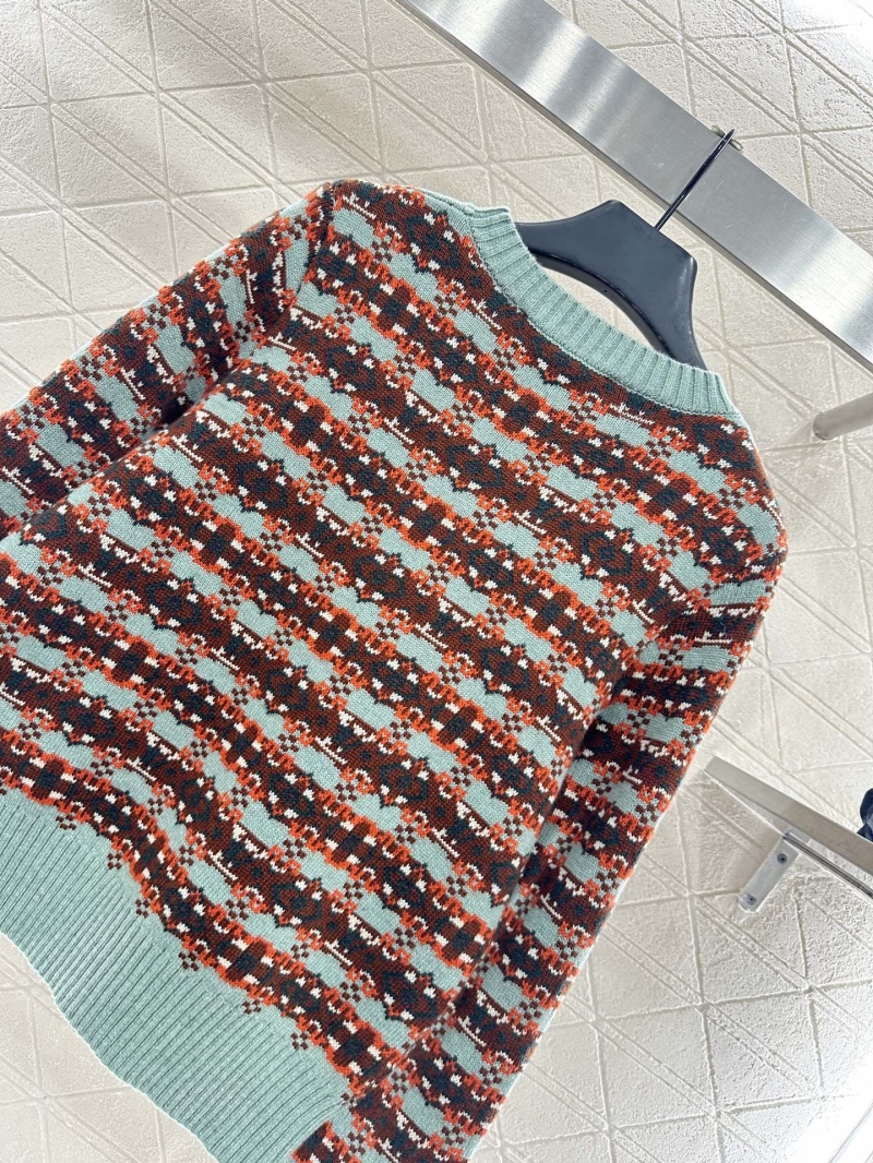 l0vis Vvtt0n sweaters